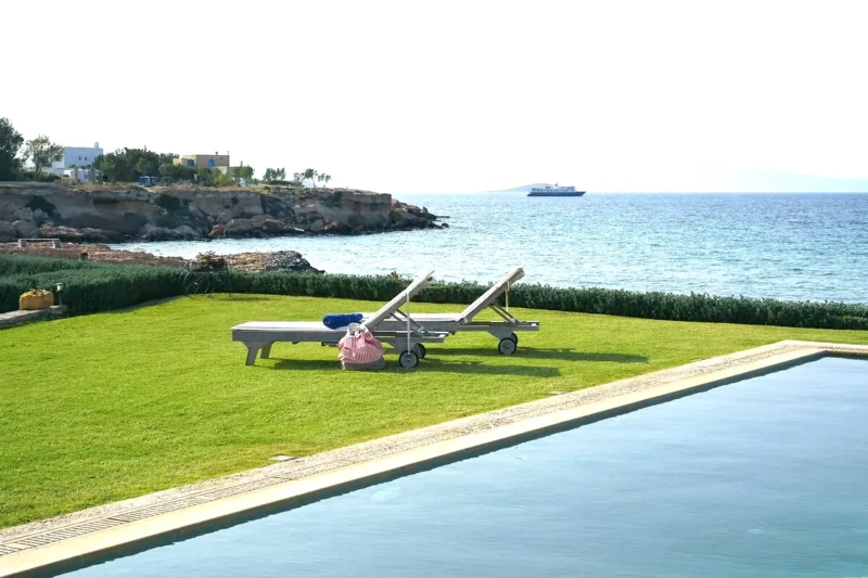 Seafront Villa in Aegina for sale