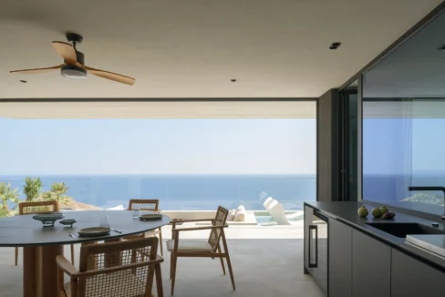invest-in-a-seafront-villa-in-crete-17373224_09