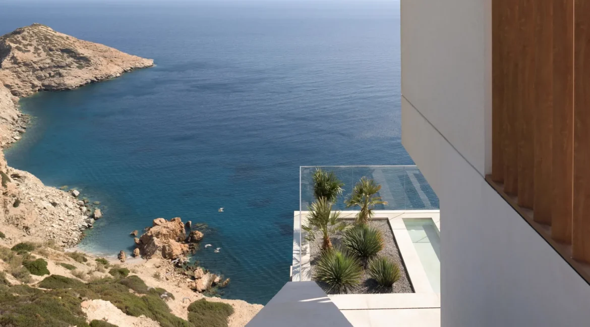invest-in-a-seafront-villa-in-crete-17373224_39