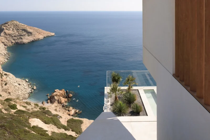 Seafront Villa in Crete for sale, Heraklio