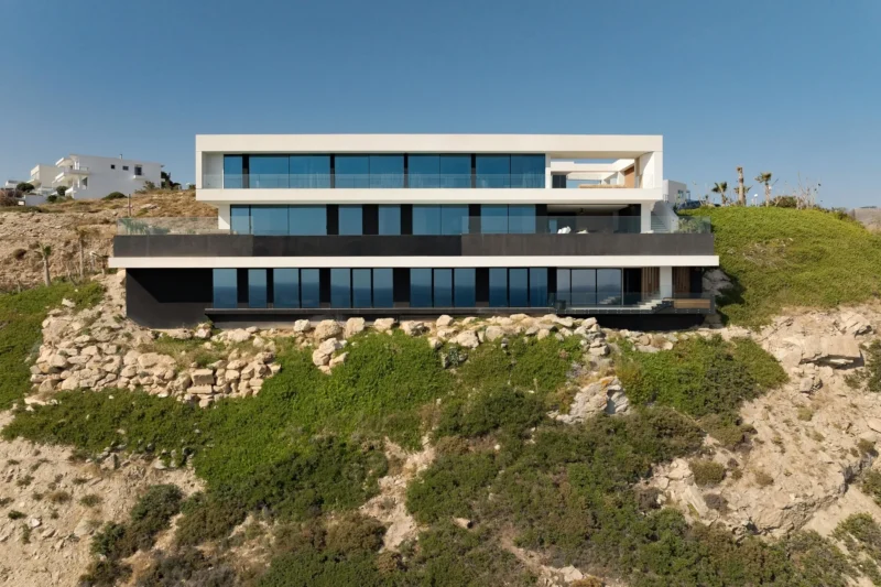 Seafront Villa in Crete for sale, Heraklio