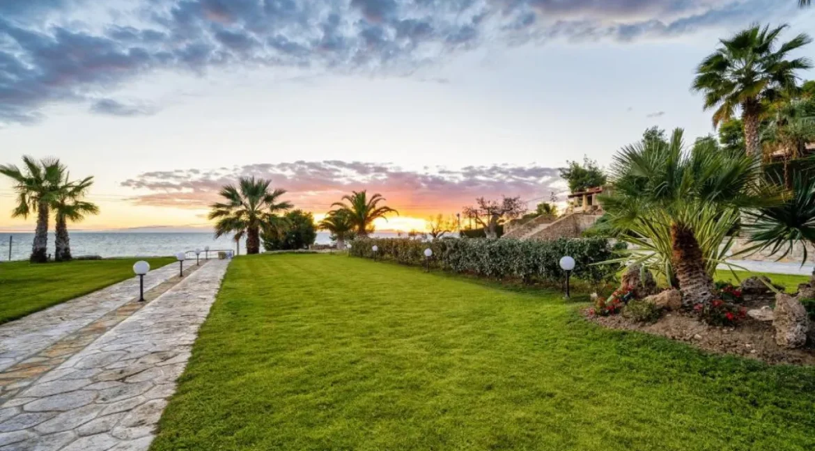 waterfront-villa-for-sale-in-halkidiki-17831248_09