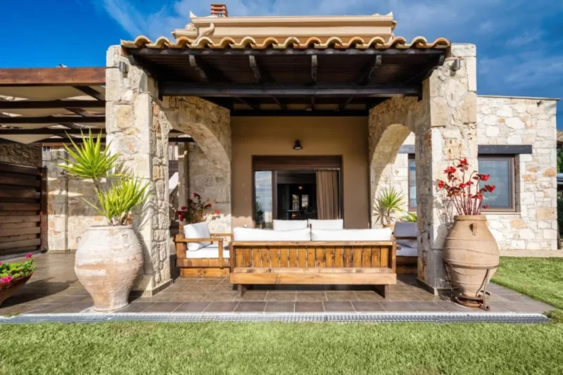 Waterfront Villa for Sale in Halkidiki, Skioni