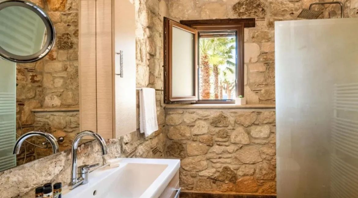 waterfront-villa-for-sale-in-halkidiki-17831248_23