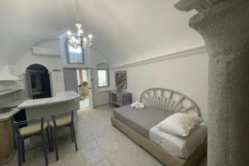 17 Rooms Hotel for sale Santorini — Messaria 14