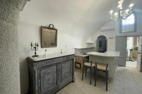 17 Rooms Hotel for sale Santorini — Messaria 15