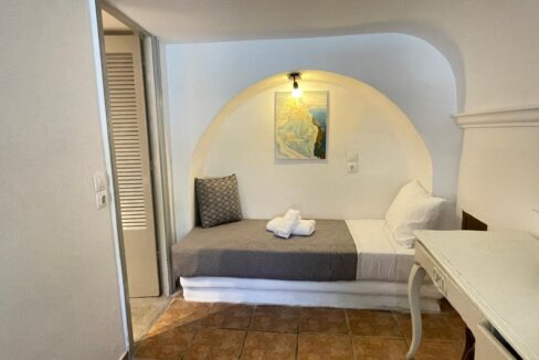 17 Rooms Hotel for sale Santorini — Messaria 7