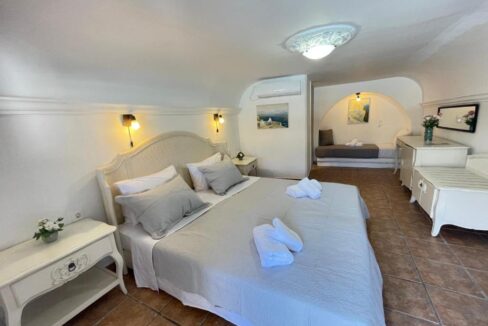 17 Rooms Hotel for sale Santorini — Messaria 8