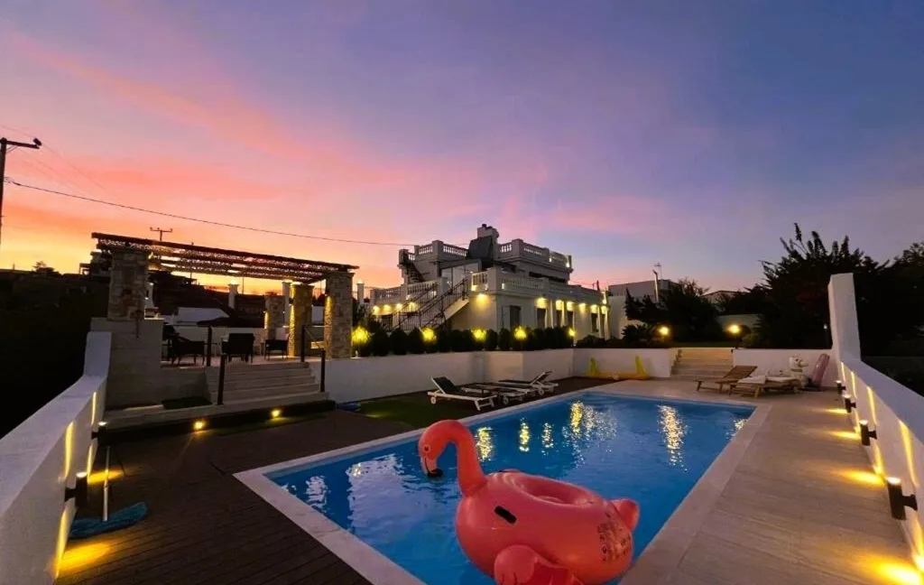 1900xxs_buy-a-sea-view-villa-in-athens-17777533_05