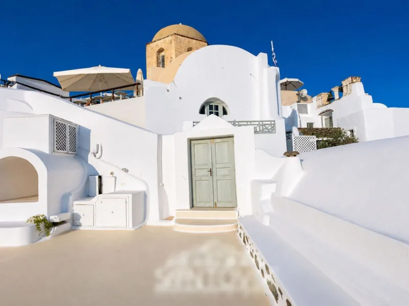 Luxury Villa for Sale in Caldera Oia Santorini