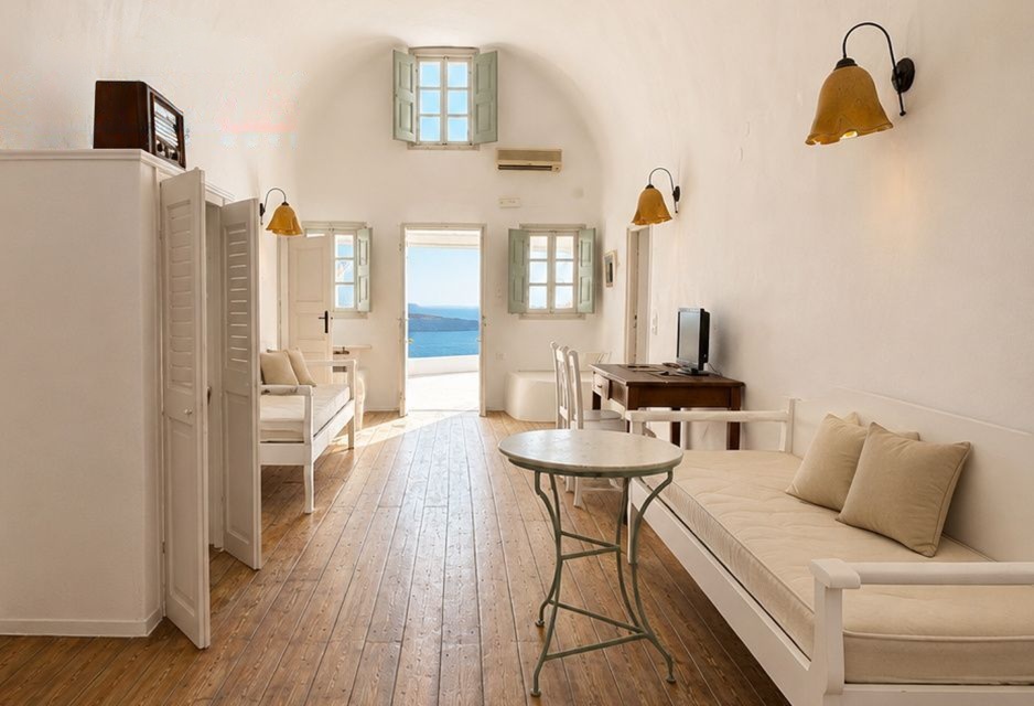 Luxury Villa for Sale in Caldera Oia Santorini