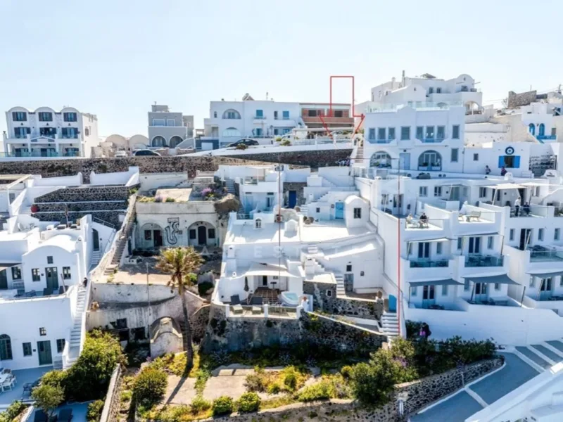Caldera Cave Houses for Sale in Santorini Firostefani