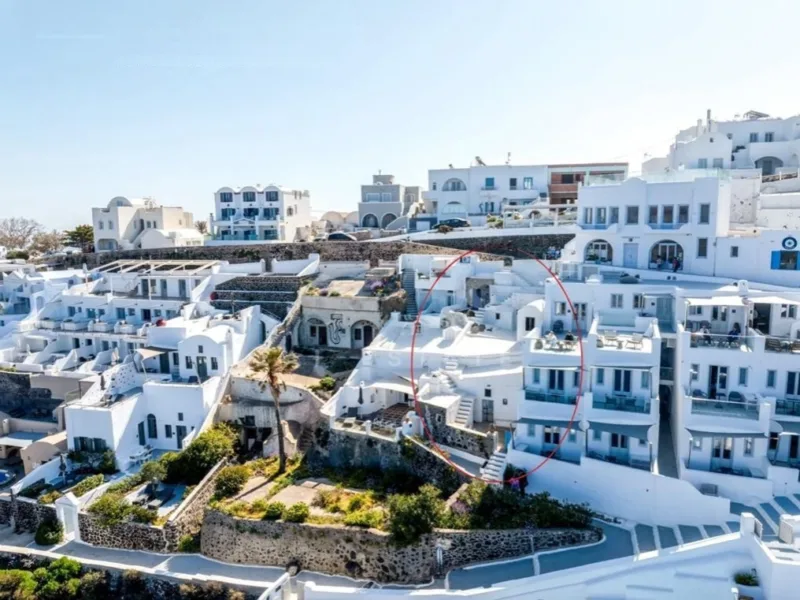 Caldera Cave Houses for Sale in Santorini Firostefani