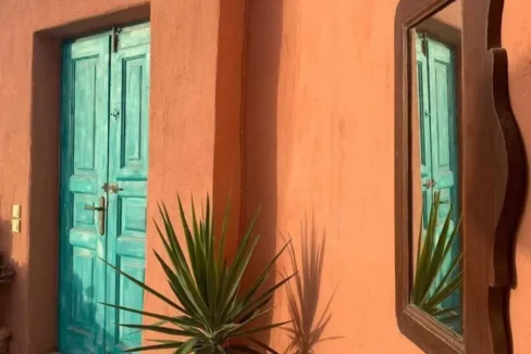 House for sale in Santoini with Panoramic Sea Views 2