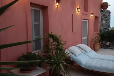 House for sale in Santoini with Panoramic Sea Views 3
