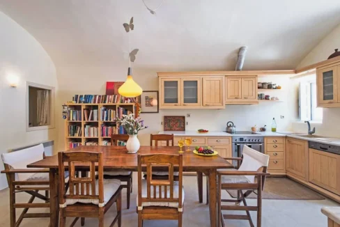 House for sale in Santoini with Panoramic Sea Views 5