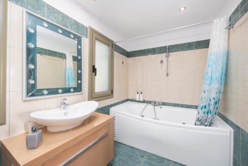 Sea View Villa with Infinity Pool Lefkada for sale 11