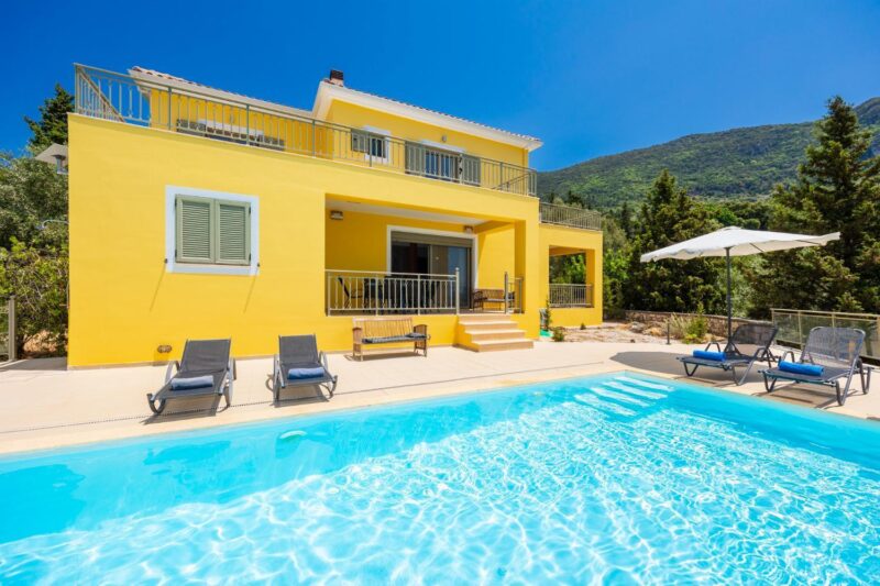 Villa Lefkada for sale