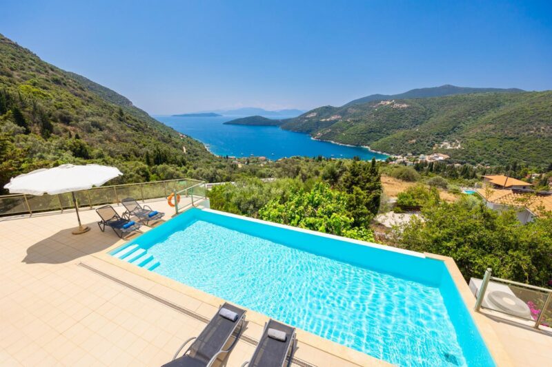 Villa Lefkada for sale