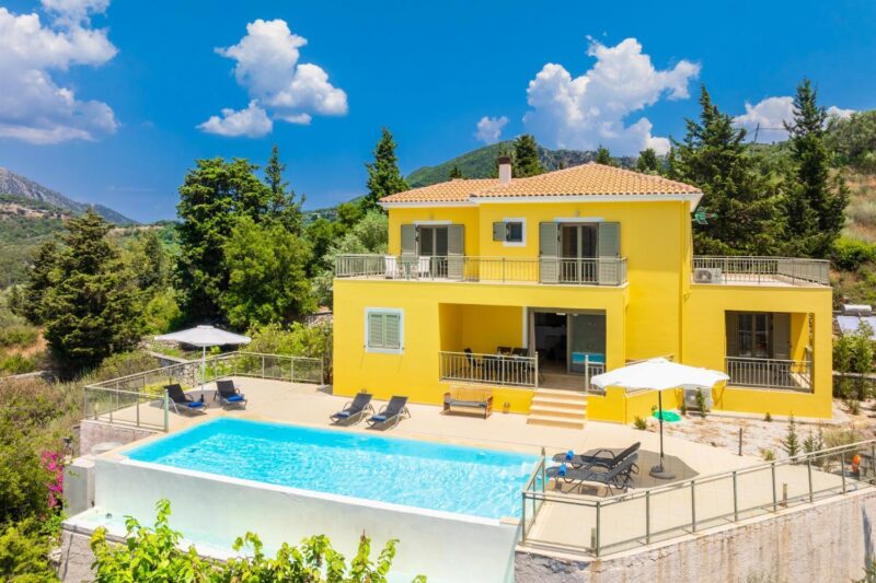 Villa Lefkada for sale