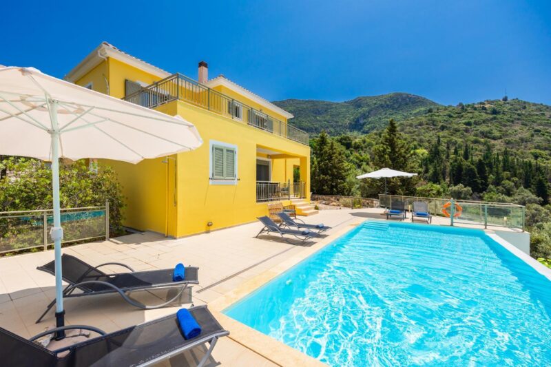 Villa Lefkada for sale