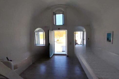 Traditional Complex for Sale in Vothonas Santorini 17