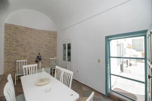 Traditional Complex for Sale in Vothonas Santorini 6