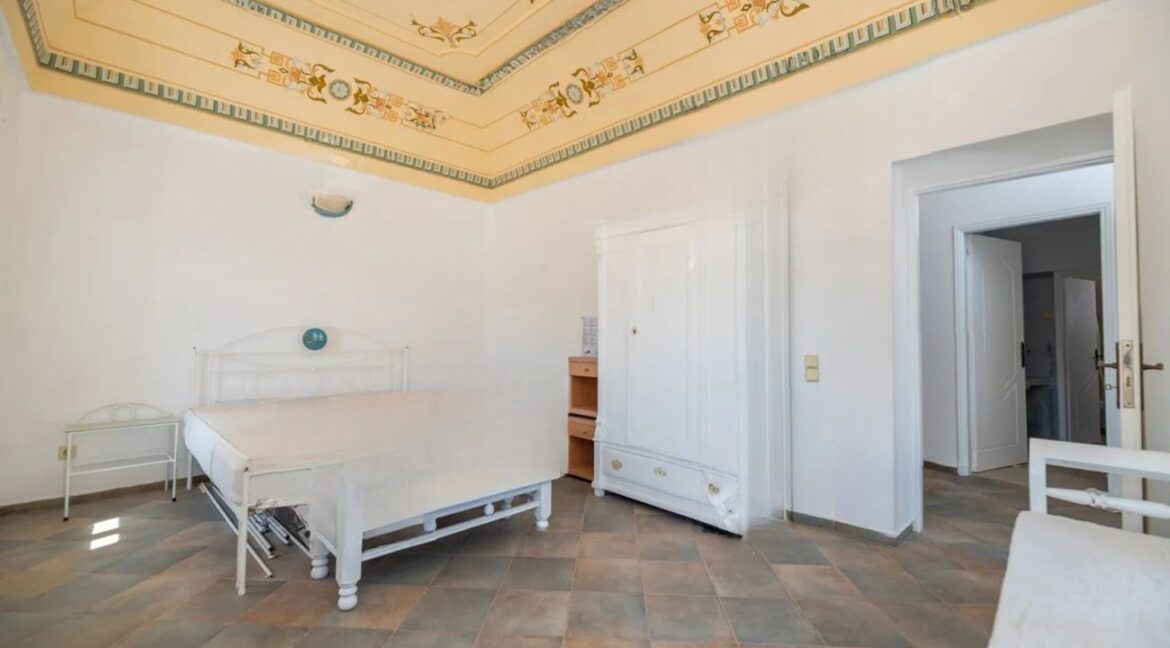 Traditional Complex for Sale in Vothonas Santorini 7