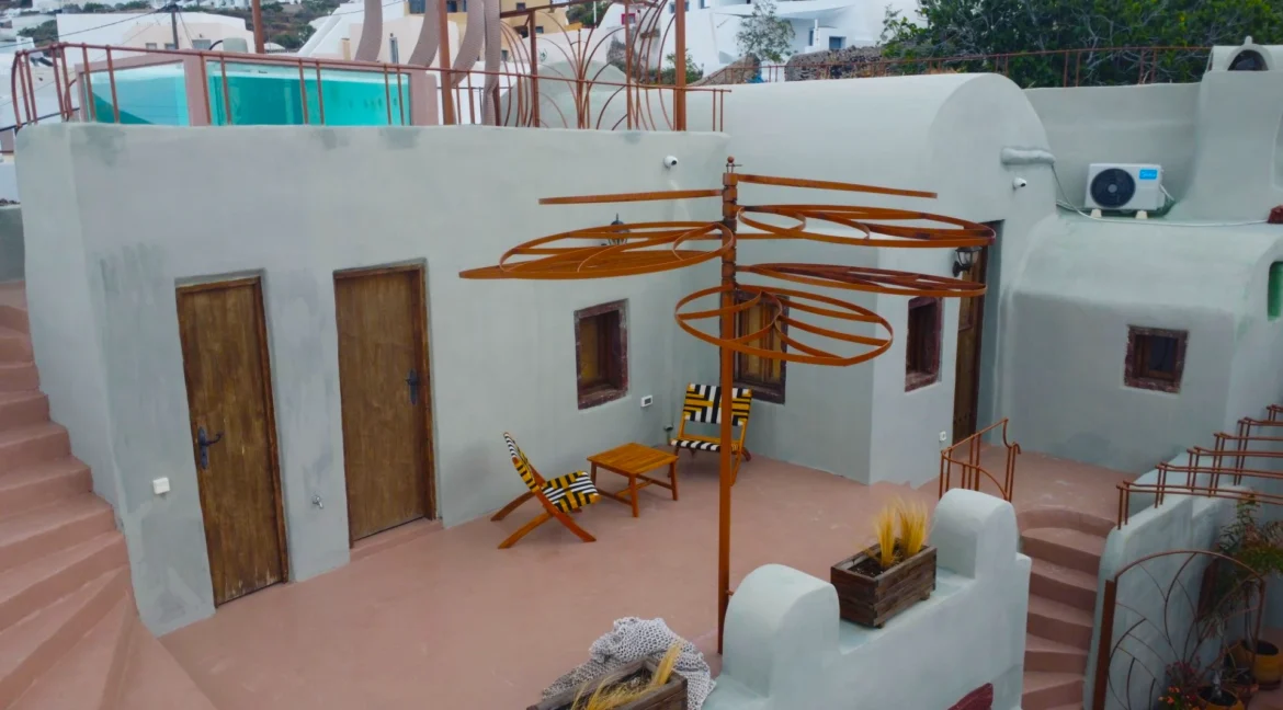 Traditional Villa Complex for Sale in Santorini 1