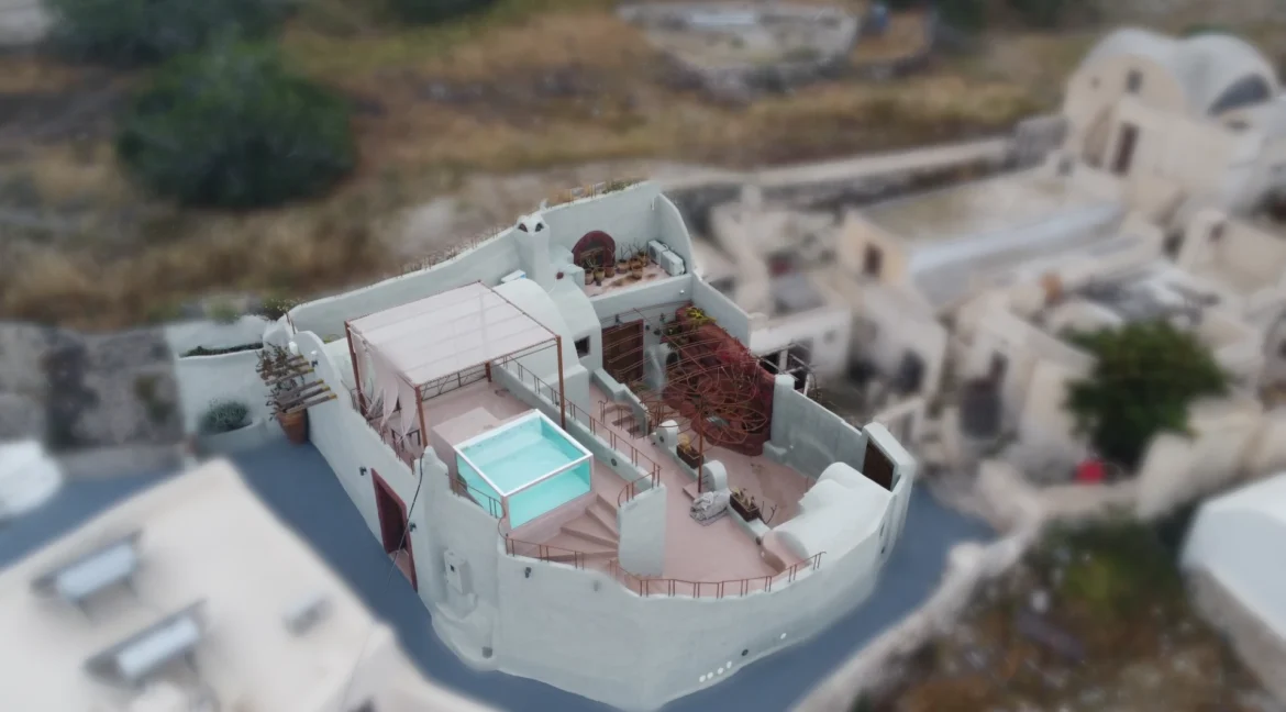 Traditional Villa Complex for Sale in Santorini 15