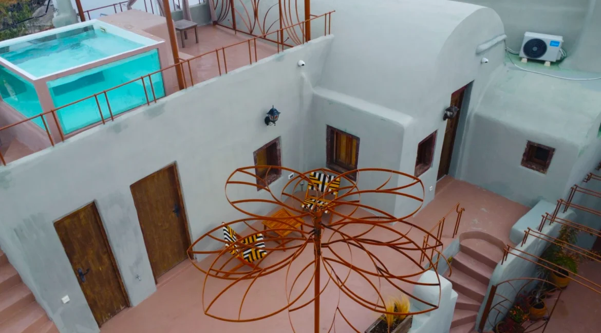 Traditional Villa Complex for Sale in Santorini 4