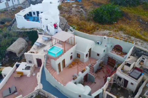 Traditional Villa Complex for Sale in Santorini 8