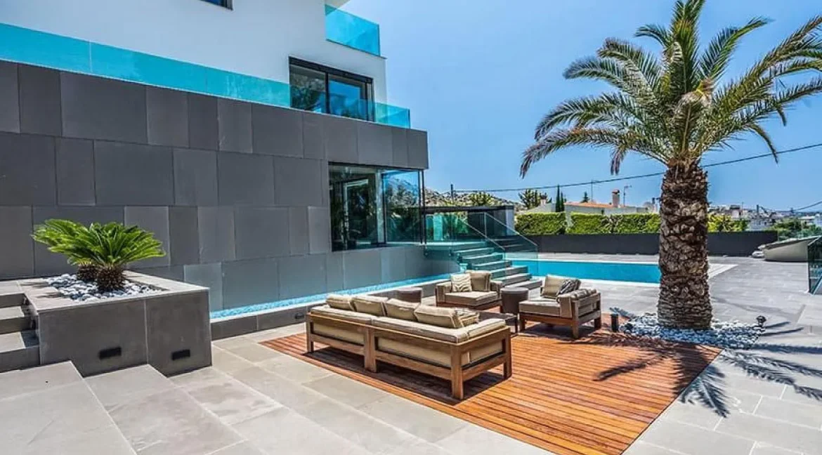 beautiful-luxury-villa-for-sale-in-athen-17878518_06
