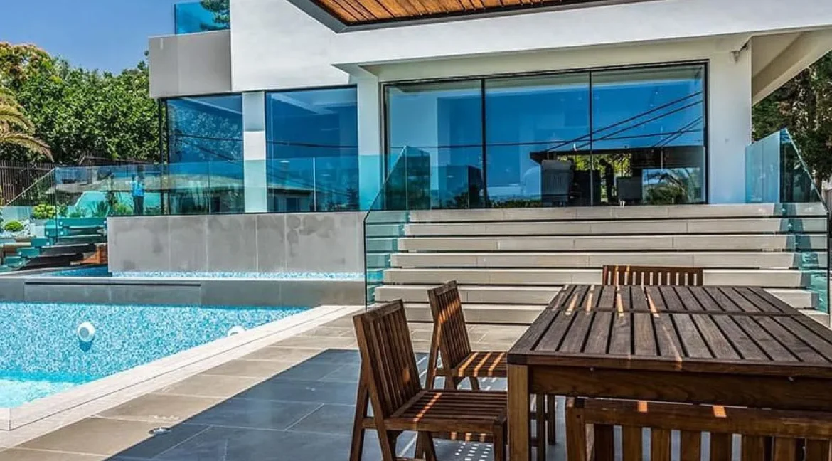beautiful-luxury-villa-for-sale-in-athen-17878518_08