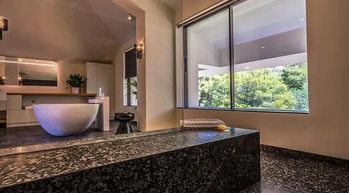 beautiful-luxury-villa-for-sale-in-athen-17878518_21