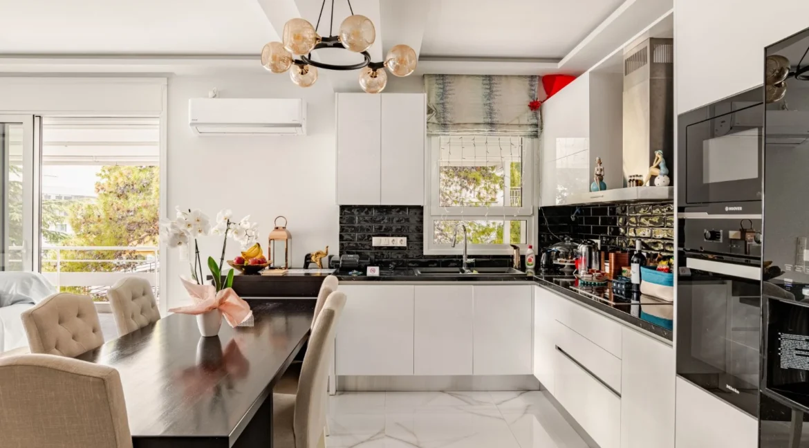 Apartment for Sale Varkiza Center Athens