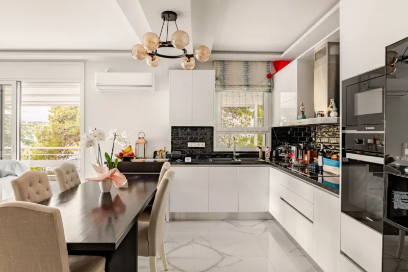 Apartment for Sale Varkiza Center Athens