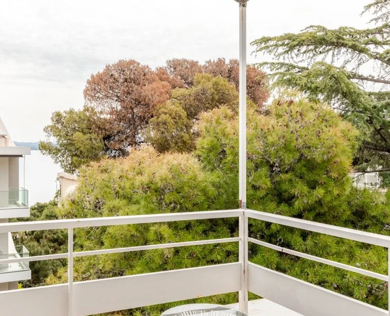 buy-a-sea-view-penthouse-in-athens-96034968_05