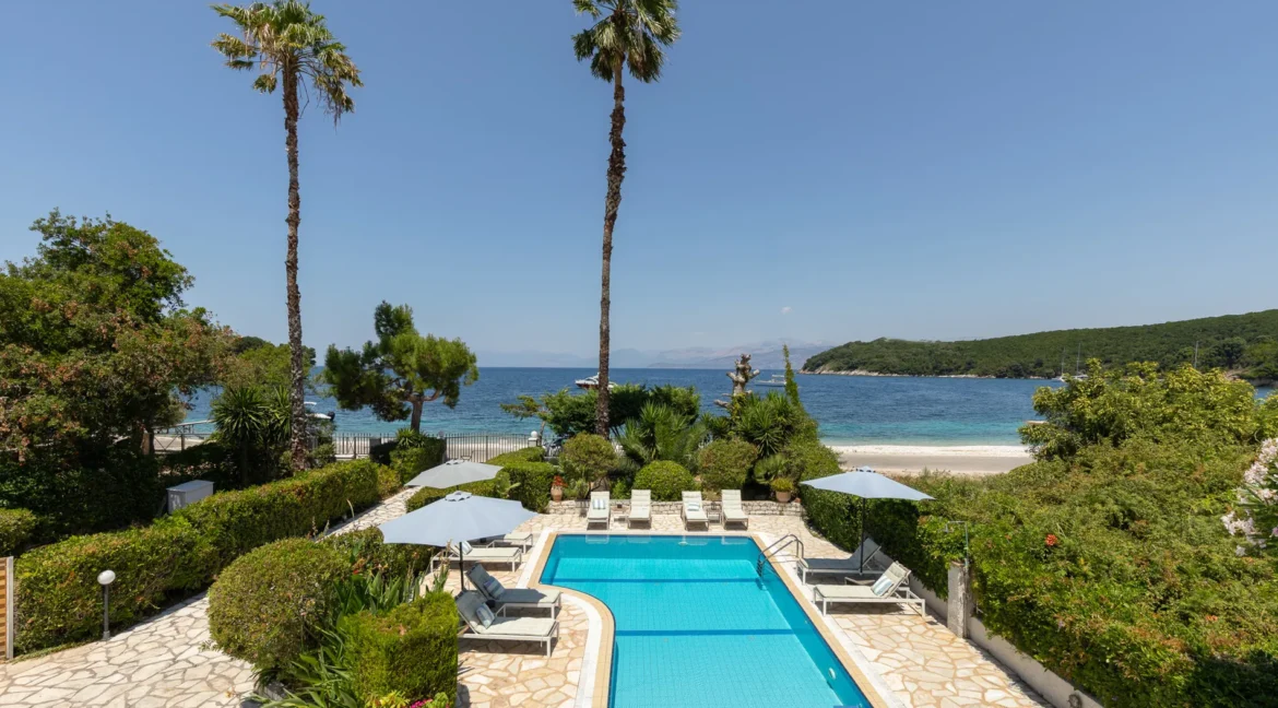 buy-a-seafront-villa-in-corfu-18656363_01