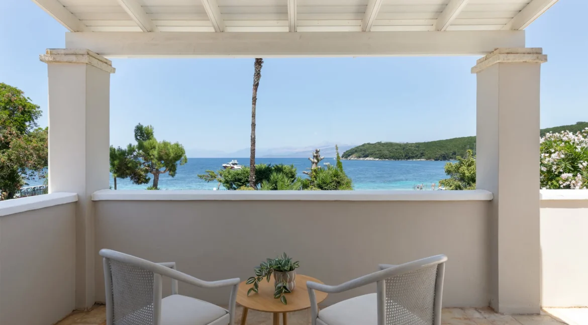 buy-a-seafront-villa-in-corfu-18656363_16