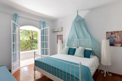 buy-a-seafront-villa-in-corfu-18656363_32