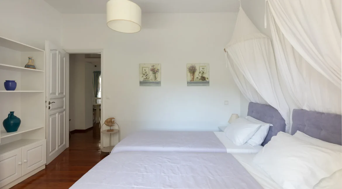 buy-a-seafront-villa-in-corfu-18656363_34