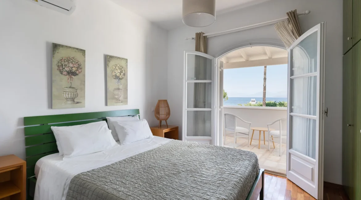 buy-a-seafront-villa-in-corfu-18656363_36