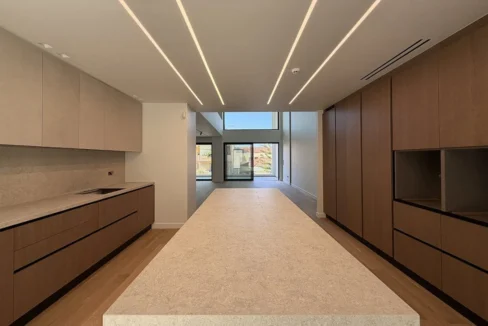 invest-in-a-property-in-athens-91309143_07