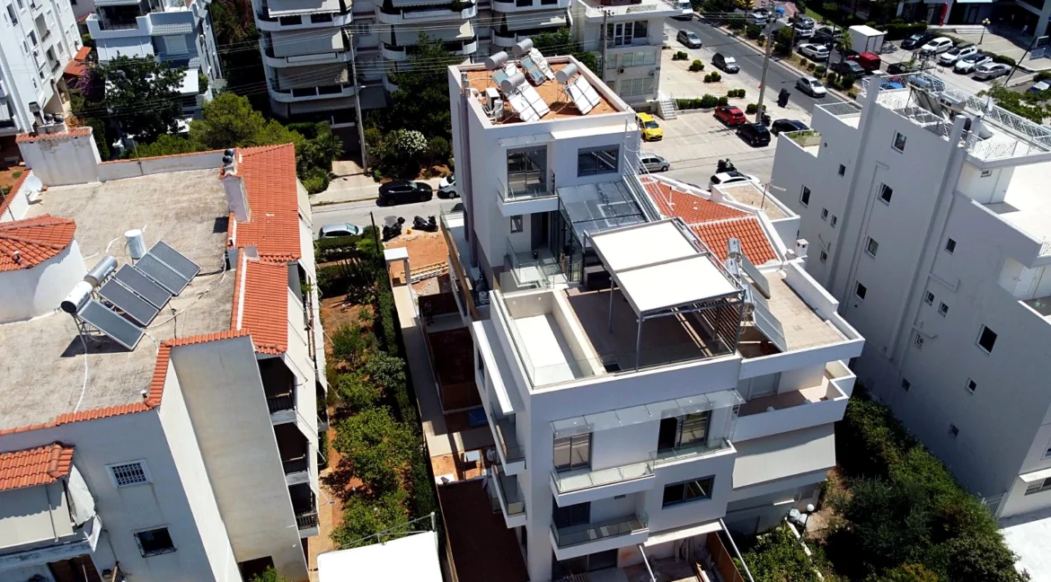 invest-in-a-property-in-athens-96214537_04
