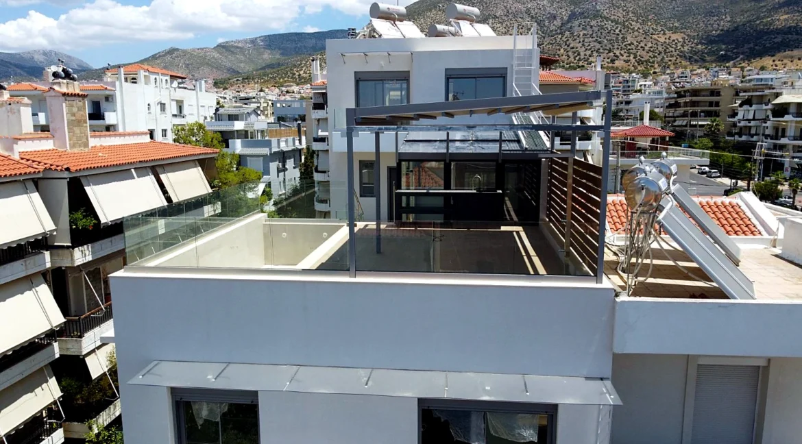 invest-in-a-property-in-athens-96214537_05