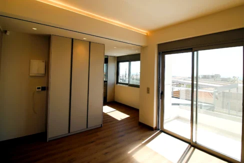 invest-in-a-property-in-athens-96214537_17