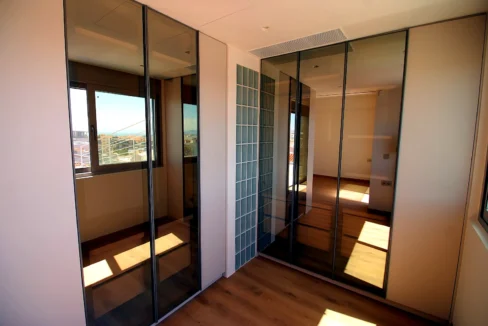invest-in-a-property-in-athens-96214537_20