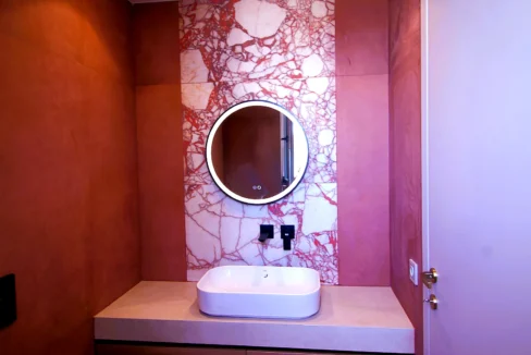 invest-in-a-property-in-athens-96214537_24