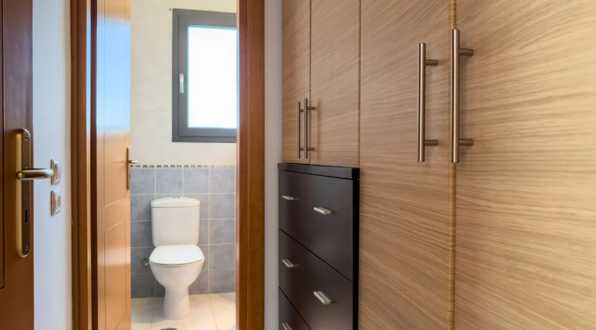 property-for-sale-in-athens-91437213_16